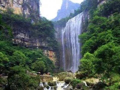 西安高校挖出超大古墓,墓主人究竟是谁?为何专家感到兴奋无比?